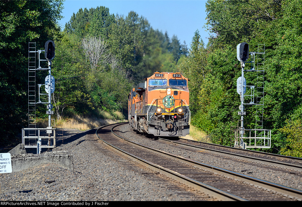 BNSF 992